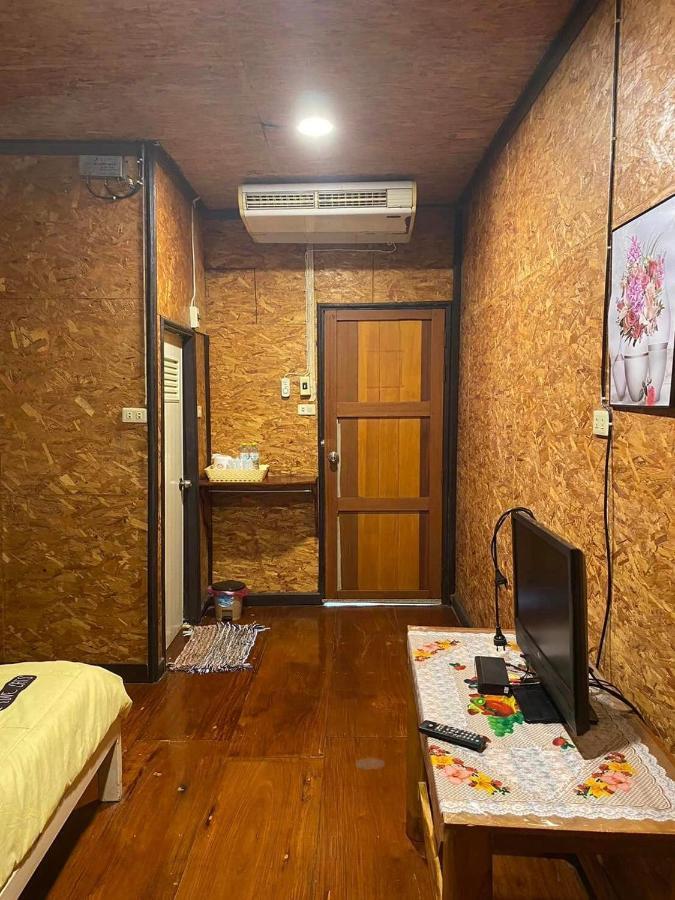 Hotel แพจิตรธาดาธารน้ำ Tha Kradan Exterior foto