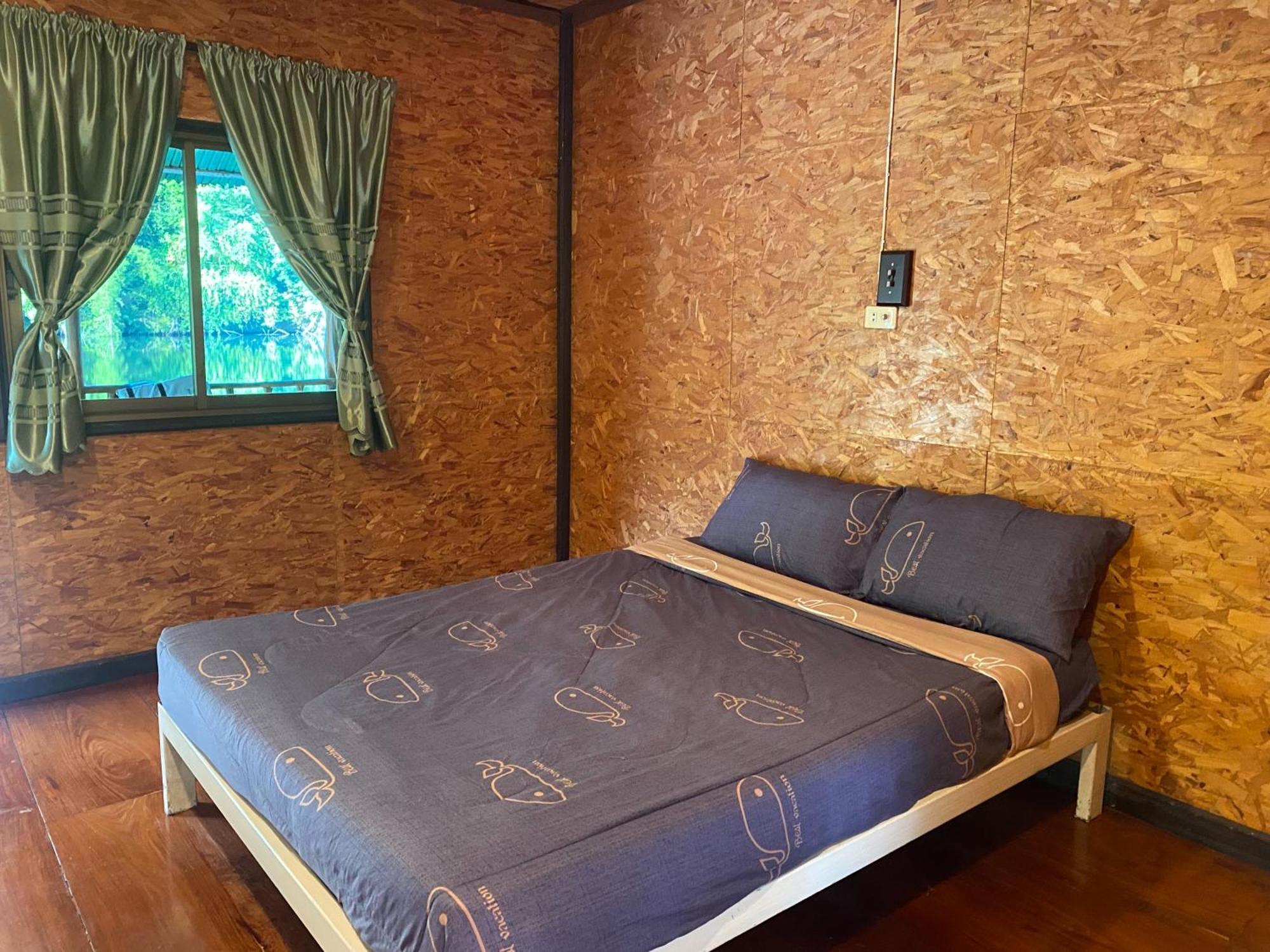 Hotel แพจิตรธาดาธารน้ำ Tha Kradan Exterior foto