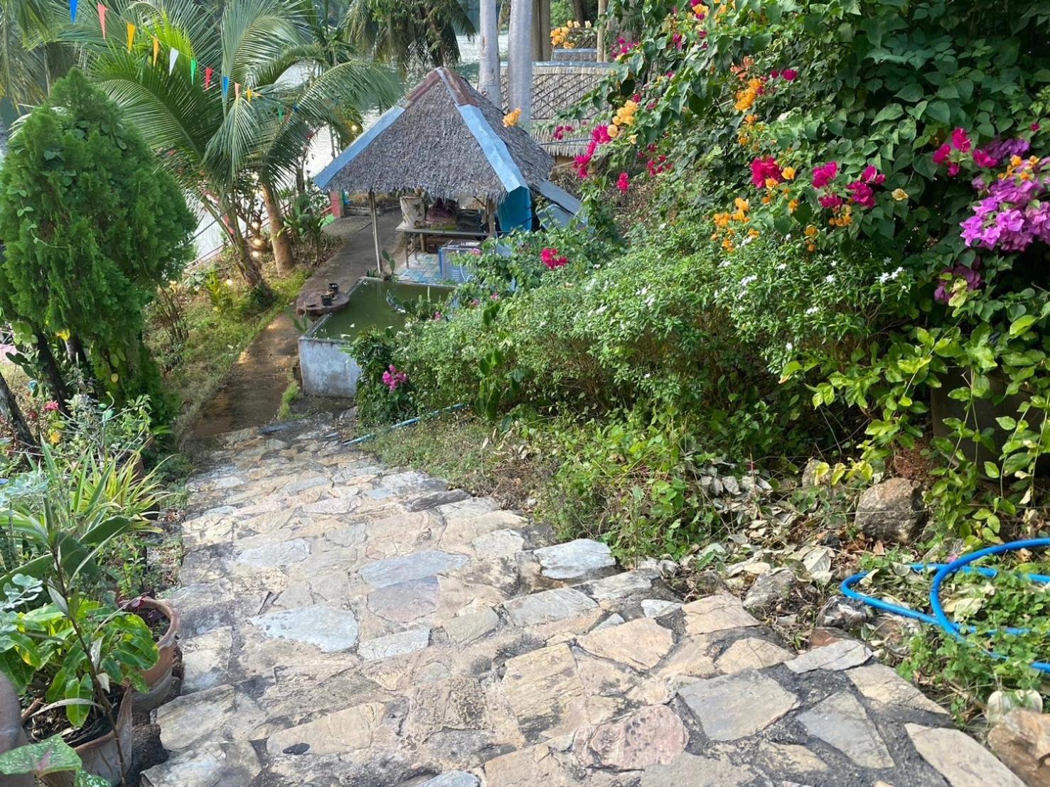 Hotel แพจิตรธาดาธารน้ำ Tha Kradan Exterior foto