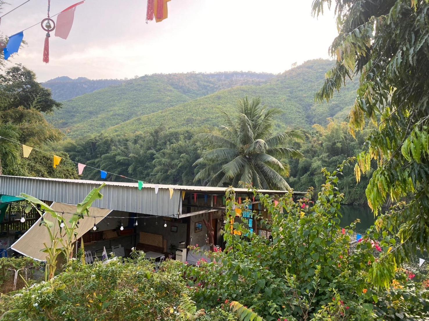 Hotel แพจิตรธาดาธารน้ำ Tha Kradan Exterior foto